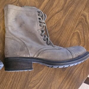 Steve Madden Womens Boots